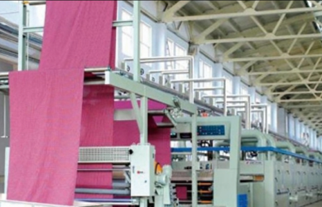 Printing and dyeing textile Bedrukken en verven van textiel